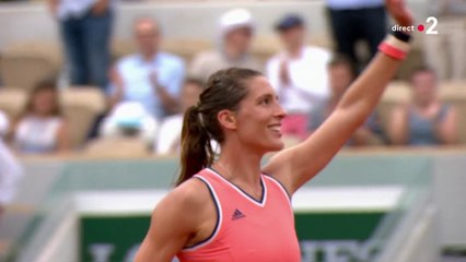 Roland-Garros : Kristina Mladenovic s'écroule et perd !