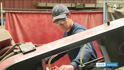 Apprentissage : l'industrie recrute