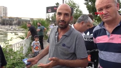 Adana Kahraman Baba, Otomobil İçinde Nehre Düşen Kızını Kurtardı