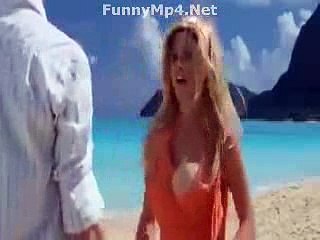 Girl's Fake Fails - Very Funny Lession(funnymp4.net)