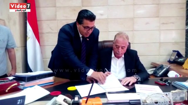 محافظ جنوب سيناء يعتمد نتيجة الشهادة الإعدادية بنسبة نجاح 81.1 %