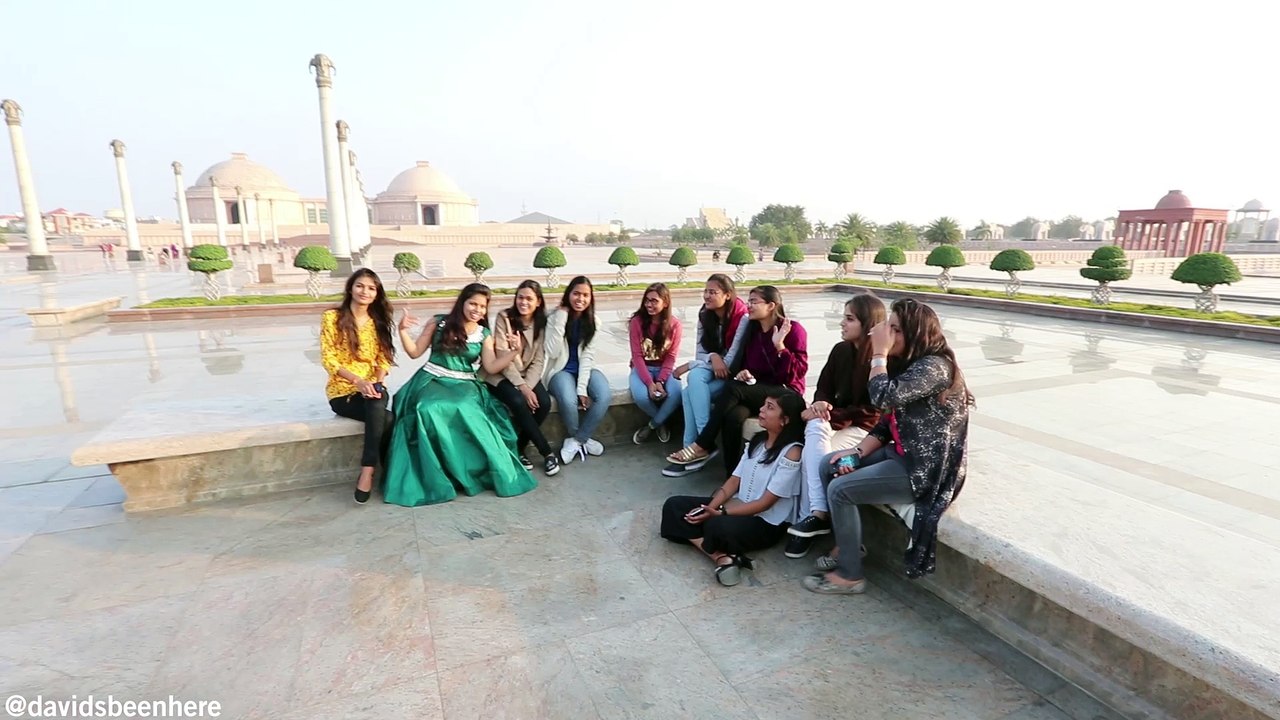 INDIAN FANS ARE INCREDIBLE! My FIRST Fan Meetup in LUCKNOW, INDIA