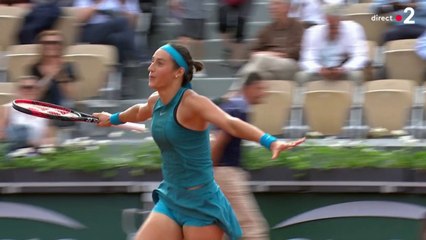 Roland-Garros : Caroline Garcia active le mode express et rejoint le 2nd tour !