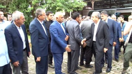 - AK Parti Genel Başkan Yardımcısı Mehdi Eker, Ergani ve Çüngüş’te