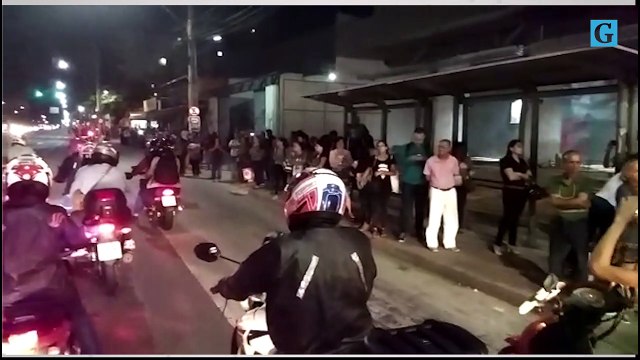 Protesto dos caminhoneiros passando pela Fernando Ferrari