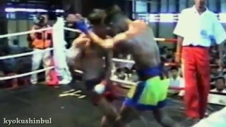 Kyokushin Karate Challenge Muay Thai in Bare Knuckle Match