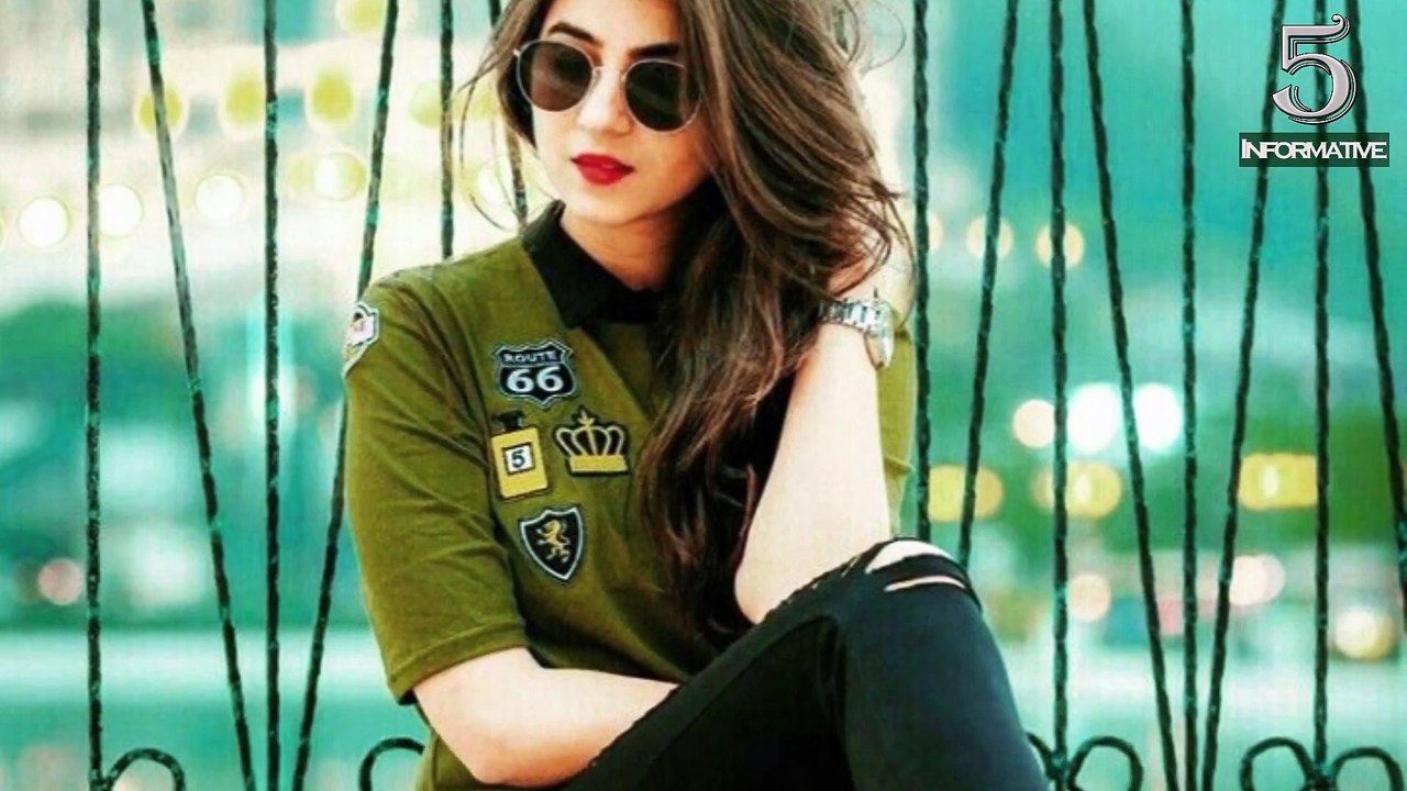 Top 5 Sexy Things Girls Do