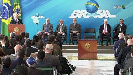 Temer defende diálogo