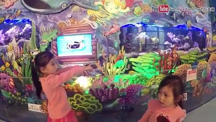 騎士堡-恐龍探索樂園(京華堡) 大型球池跟溜滑梯 親子體能 台北京華騎士堡 玩具開箱一起玩玩具Sunny Yummy Kids TOYs play park kids kidsburgh