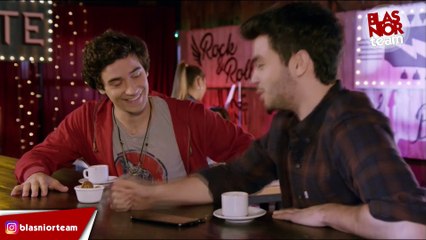 Dante le propone a Blas mudarse a su casa