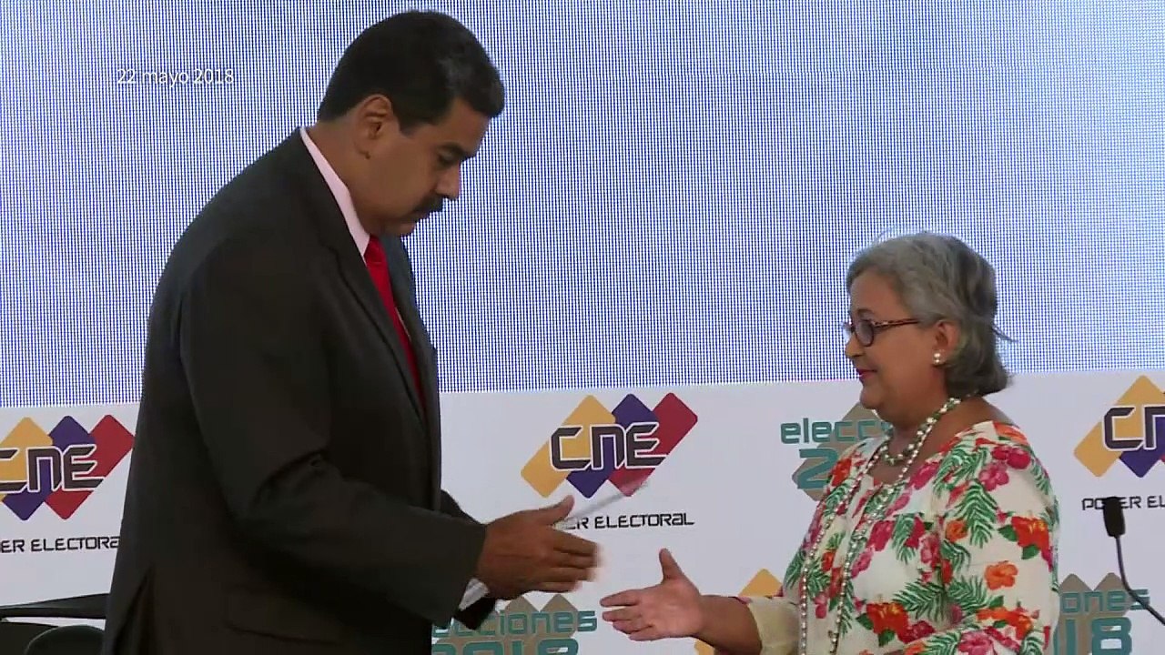 Maduro exige a la UE sacar sus “narices” de Venezuela