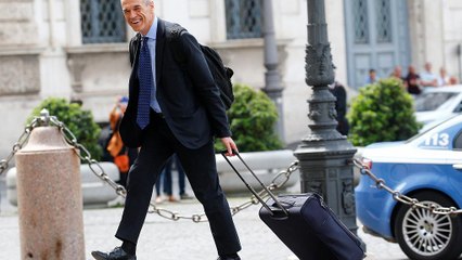 Cottarelli atteso al Colle con la lista dei ministri, intanto i partiti chiamano alla mobilitazione