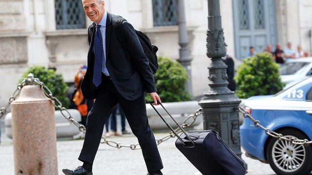 Cottarelli atteso al Colle con la lista dei ministri, intanto i partiti chiamano alla mobilitazione