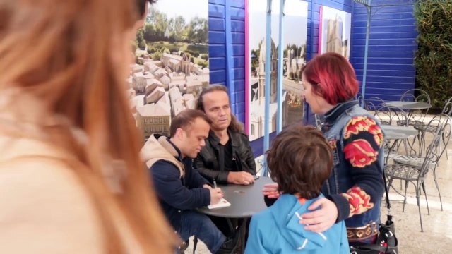 On fait FORT BOYARD contre PASSE-PARTOUT & PASSE-MURAILLE au PARC FRANCE MINIATURE - Démo Jouets