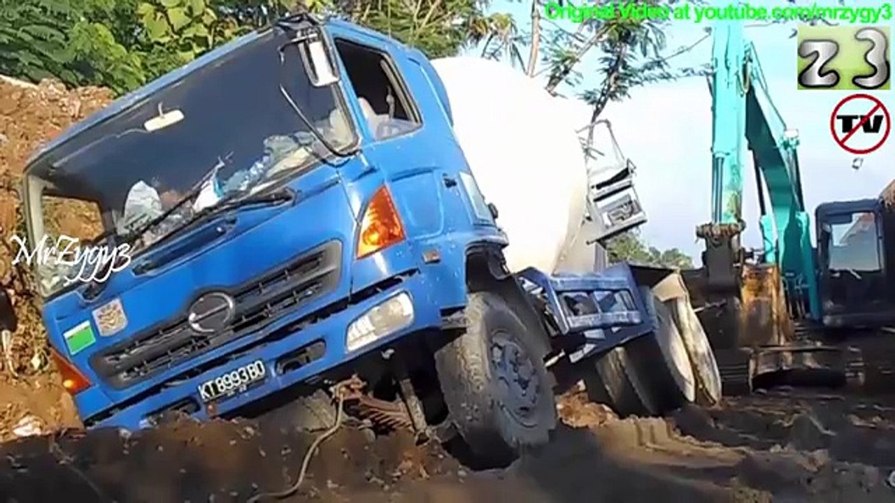 Ready Mix Concrete Mixer Cement Truck Stuck Recovery By Kobelco SK200 Excavator