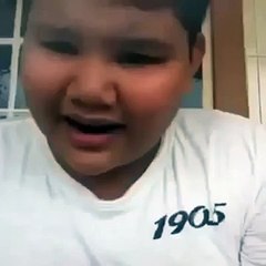 Sümüklü çocuk şarkı söylerse | Komik video