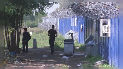 Austria cracks down on welfare payments to migrants
