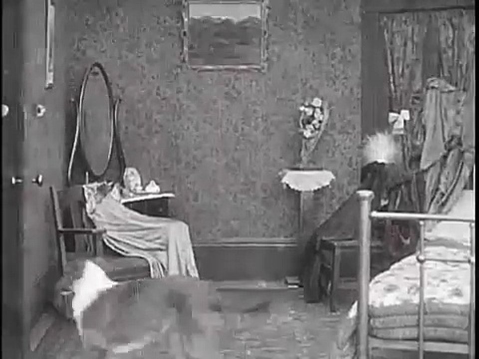 Carlitos no Hotel (1914), Charles Chaplin, legendado