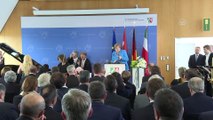 Almanya Başbakanı Merkel, 'Solingen' anmasında - DÜSSELDORF