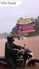 Heavy Rain in India causes flood on Road...!!!Live from Mangalore...!!!