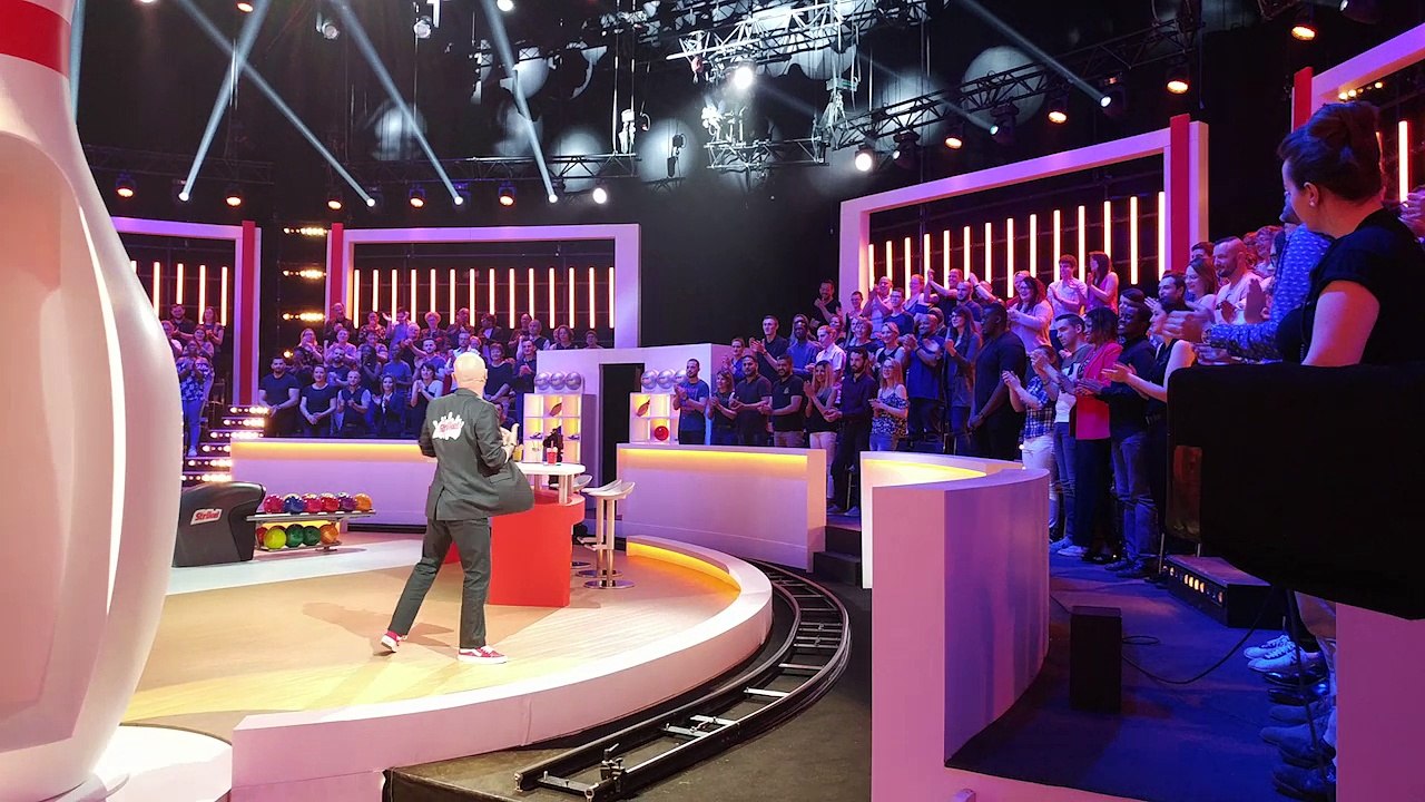 Strike : Vincent Lagaf’ dans les coulisses, de nouvelles images inédites du tournage (Exclu Vidéo)