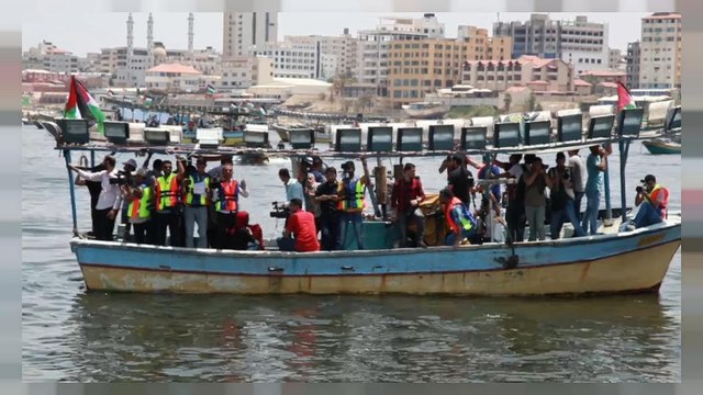 Los palestinos desafían el bloqueo marítimo israelí lanzando una flotilla que no es tan libre como esperaban