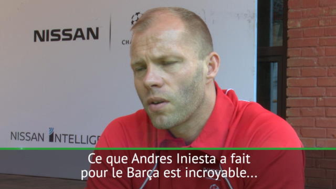 Interview - Gudjohnsen : "Iniesta, l'un des meilleurs joueurs de l'histoire du Barça"