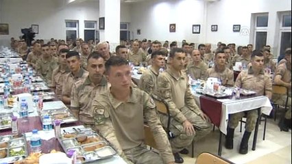 Başbakan Yıldırım: "7'den 70'e Bu Ülkenin Evlatları, Alçaklara Gereken Dersi Vermeye Hazırdır"