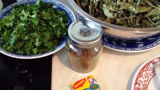 How To Make Lebanese Molokhia - الملوخية بالدجاج على الطريقة اللبنانية - Mallow leaves