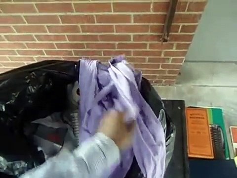 Dumpster Diving Finds -Tory Burch,TOMS Shoes, Levis and Jewelry GALORE | Mom The Ebayer Vlog