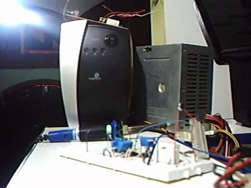 Acionador_ou_Interruptor_eletrico_via_som
