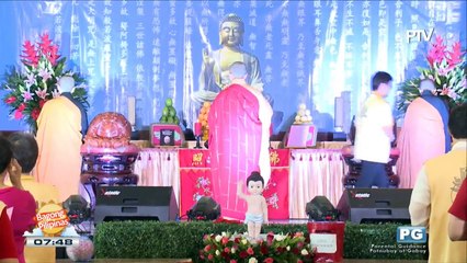 WWW: Bathing ng Little Buddha ng Fo Guang Shang Temple