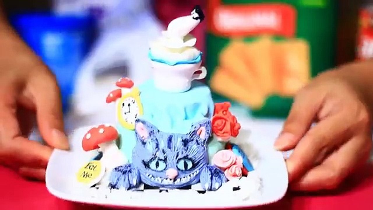 DIY MINIATURE ALICE IN WONDERLAND CHESHIRE CAT polymer clay tutorial | dollhouse miniature