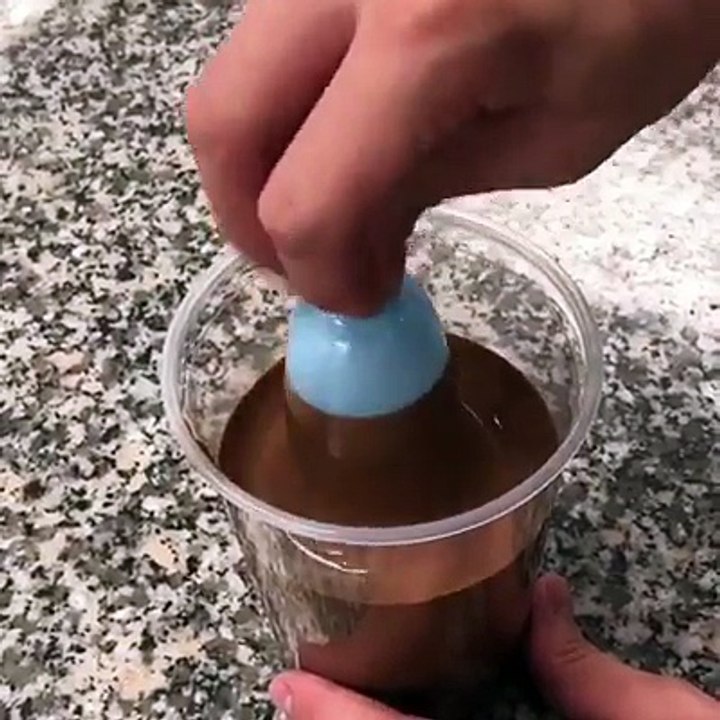 ¡Qué delicioso y creativo postre realizado por el talentoso chef Amaury Guichon! No dejes de seguirlo en su cuenta en Instagram @amauryguichon