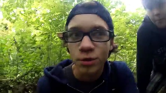 CLOWN SIGHTING IN THE WOODS CAUGHT ON CAMERA (2016 Carolina CLOWNS in ILLINOIS)