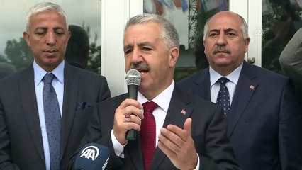Arslan: 'Biz yapma ekibiyiz onlar yıkma ekibi' - KARS