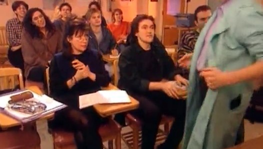 UN GARS,UNE FILLE S2E17 FRENCH Dailymotion Video