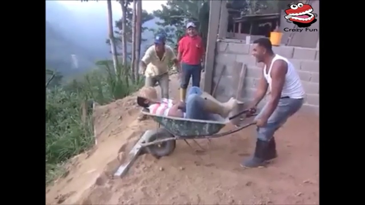 देखिये ये नई फनी वीडियो - देख के हो जाओ गए लोटपोट !