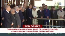 Cumhurbaşkanı Erdoğan Fatih Camii'nde