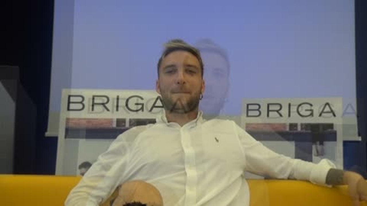 Che cosa ci siamo fatti, Briga: "Sono una mosca bianca, ma almeno sono me stesso"