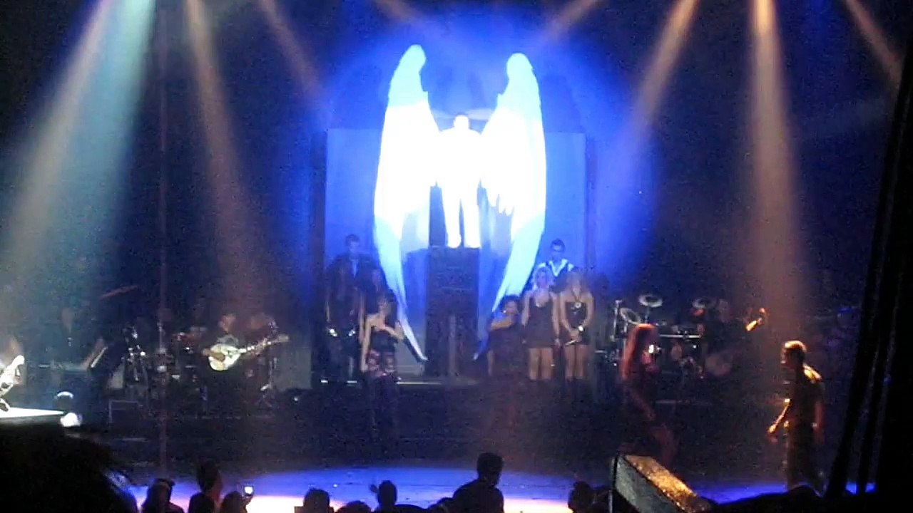 ΣΠΑΝΙΟ !!!! Νότης Σφακιανάκης - Μπόγιας - Live 2010 Ιερά οδός