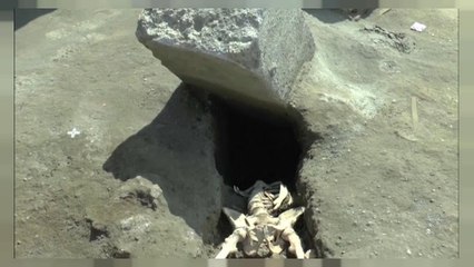 Ruines de Pompéi : le squelette de l'horreur