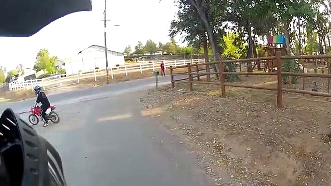 Kids Cool Dirt Bike Video!