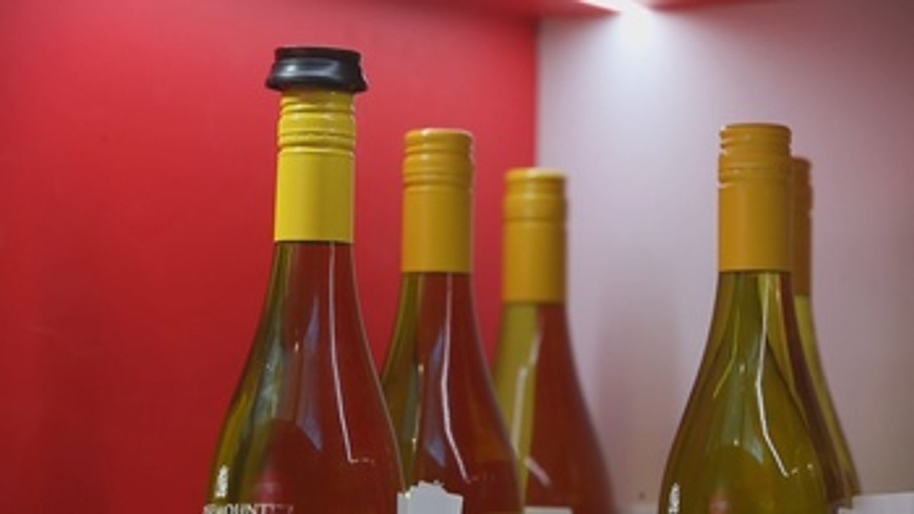 Alibaba presenta en Hong Kong una tienda de vinos con reconocimiento facial