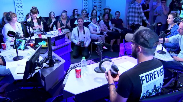 Kendji Girac avec la famille du soir sur Fun Radio