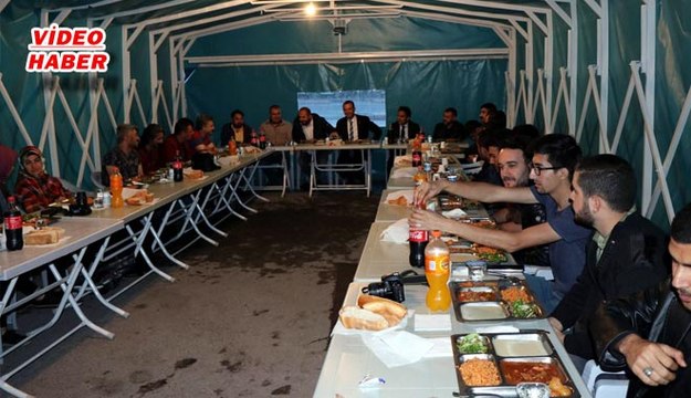 (30 Mayıs 2018) KAYSERİ ÜLKÜ OCAKLARINDAN BASIN MENSUPLARINA İFTAR