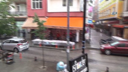 Isparta’daki sağanak yağışta vatandaş ve saraç sürücüleri zor anlar yaşadı