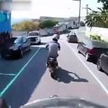 Un policier fait chuter un ado qui fuit en scooter