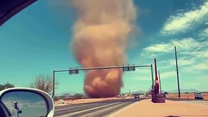 Tourbillon de poussière