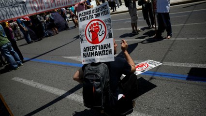 Leállt az élet Görögországban